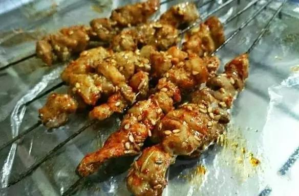 在哈尔滨,一定要撸完这10根串才算圆满!