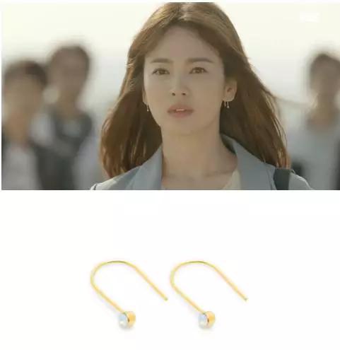 韩剧同款首饰,宋仲基片场被拍与宋慧乔同款卫衣