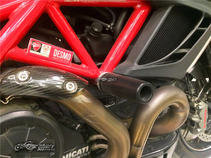 杜卡迪大魔鬼碳纤版怎么调时间,16款杜卡迪大魔鬼碳纤