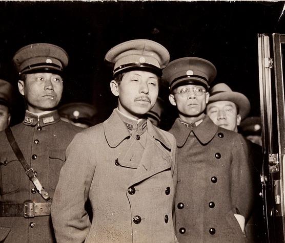 张学良到底有没有实力打关东军,张学良被日本欺负真实历史