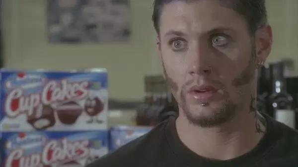 他美剧第一帅哥的称号,可绝非浪得虚名。