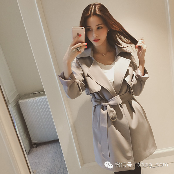 用韩版衣衣演绎端庄优雅女人味 稳扎稳打做名媛