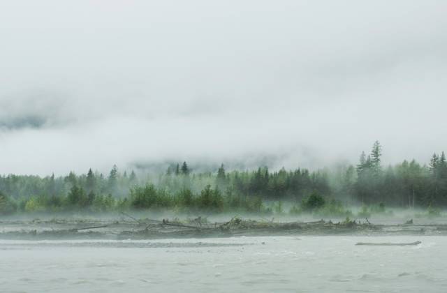 自驾全球最冷的小镇零下71度,自驾去世界上最寒冷的城市