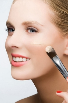 化妆妆前乳正确用法,化妆前涂的护肤品有效果吗