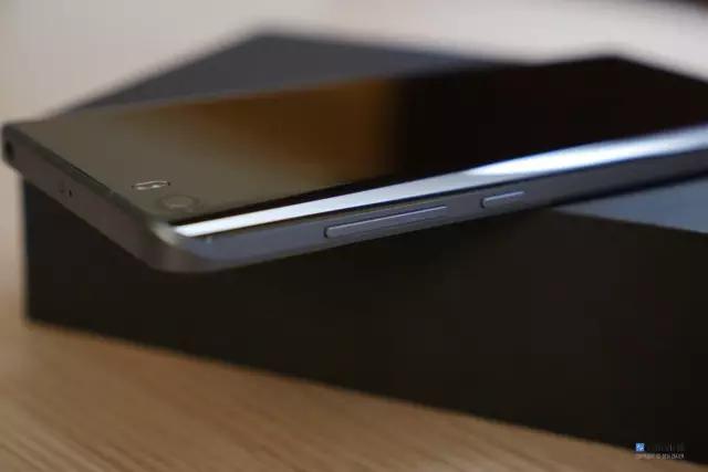 小米5拆解屏幕,小米黑鲨5拆机