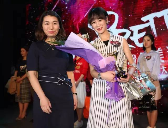 手机淘宝弄了个校花大赛？颜值爆表？冠军像周冬雨？真的假的？