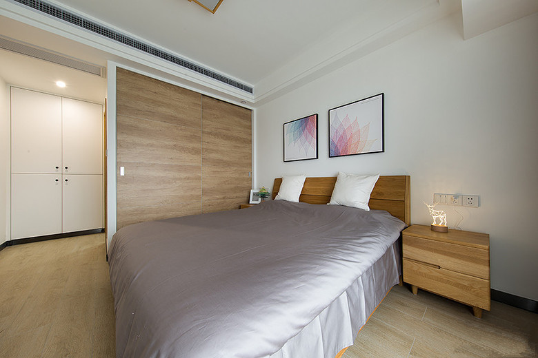 家装案例分享140现代简约风,装修原木风13万自己设计