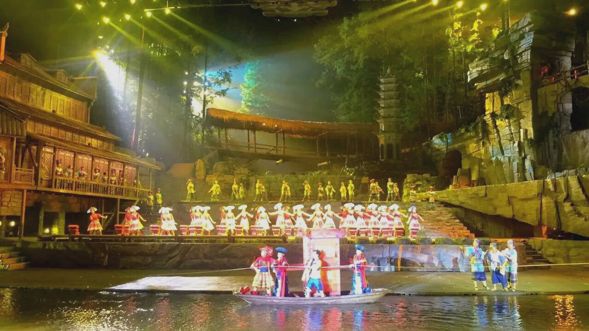 湖南张家界民俗大戏魅力湘西,湖南边城表演