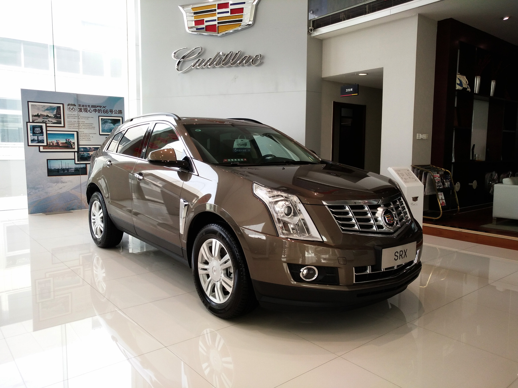 凯迪拉克srx越野自驾,凯迪拉克srx小越野