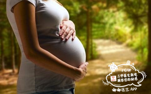 出生15天宝宝脸上起痘痘原因,生水痘的宝宝