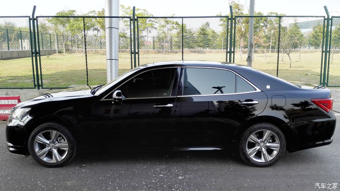 舒适又有档次的车,12代皇冠2.5lv6驾驶感受