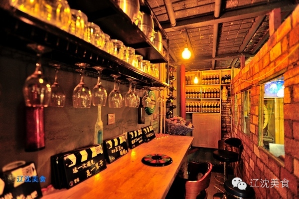 山东小伙创建了”烧+烤“新模式,玩活沈阳长白社区小餐饮