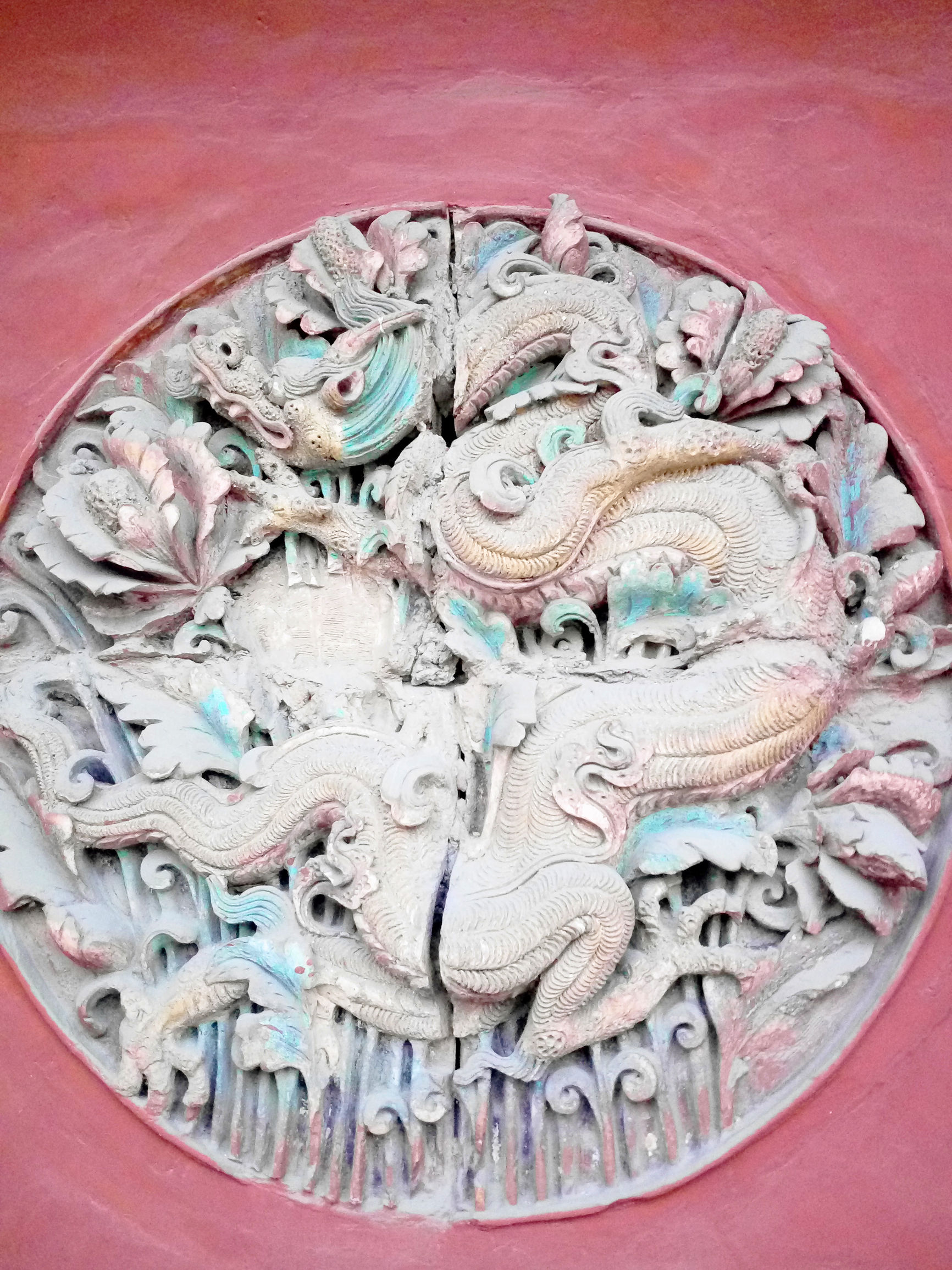 涨姿势：与晋祠齐名的窦大夫祠这几幅元代团龙雕的可真不错！