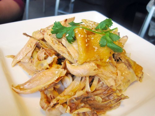 长得漂亮收入却不高,长得漂亮又会赚钱就是脾气不太好