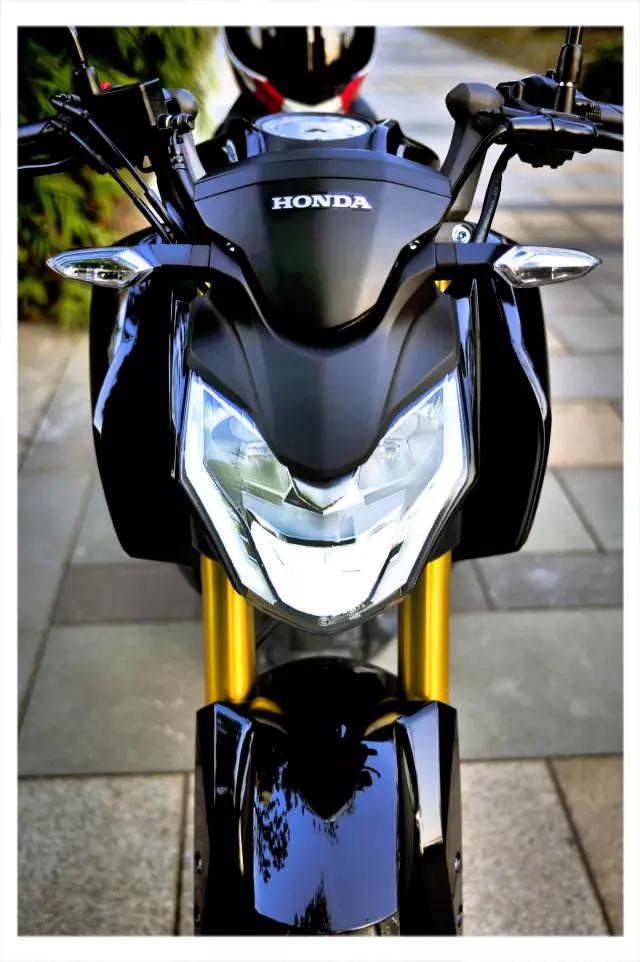 新大洲本田cbf190r骑行教程,新大洲本田cbf190r骑行姿势如何