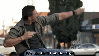 他美剧第一帅哥的称号,可绝非浪得虚名。