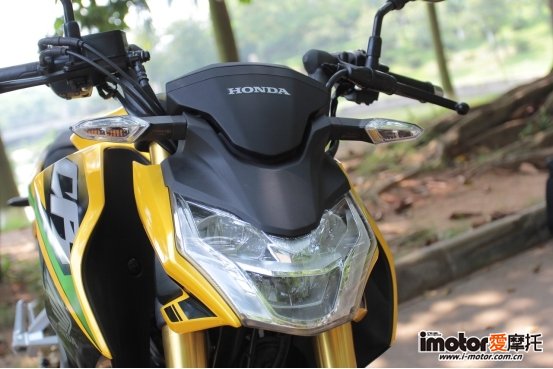 17款五羊本田cb190r属于街车吗,五羊本田cb190r对比豪爵dr300