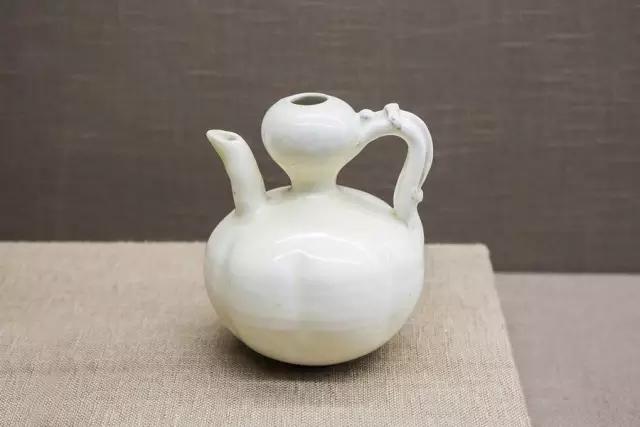 珍品撷英:图读宋元“闲事与雅器”