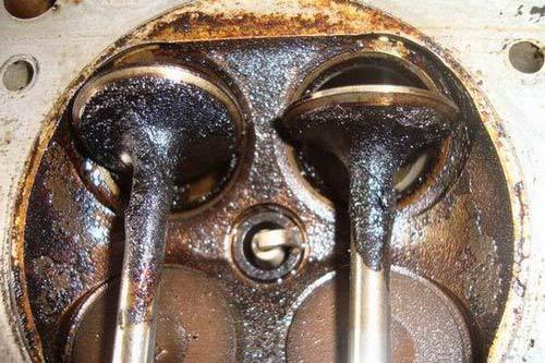 烧机油的原因居然有这么多,你的爱车为什么那么能烧机油