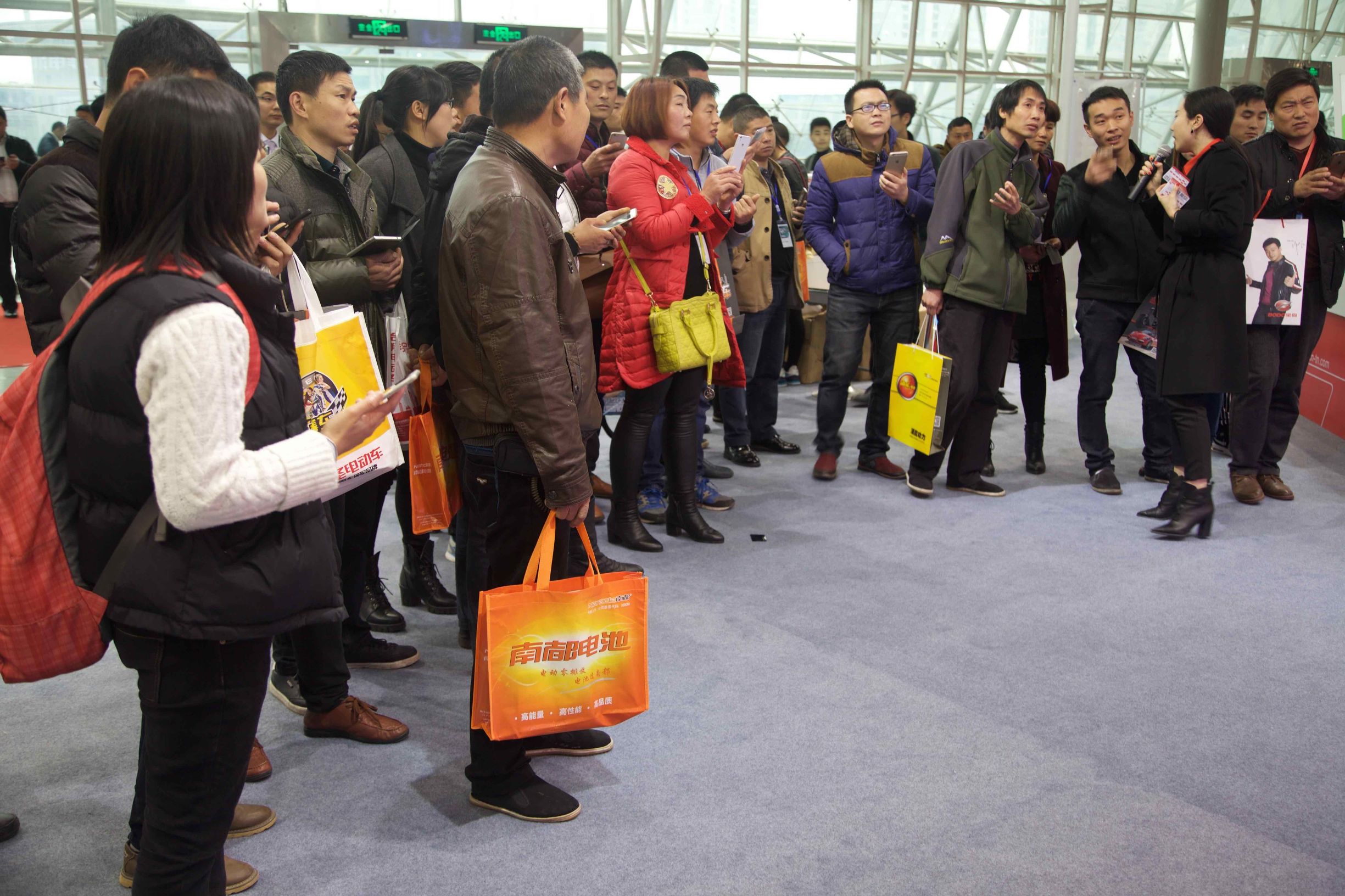 高科技秀场开幕式,展会现场高科技