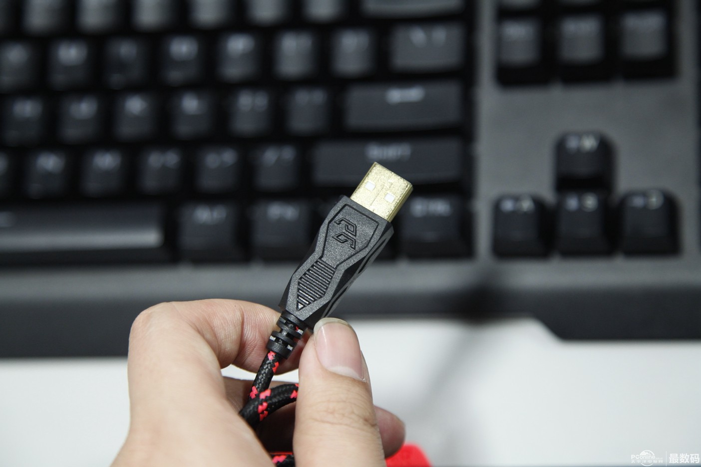 哪款青轴机械键盘最好用,青轴机械键盘推荐排行榜前十名