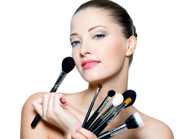 化妆妆前乳正确用法,化妆前涂的护肤品有效果吗