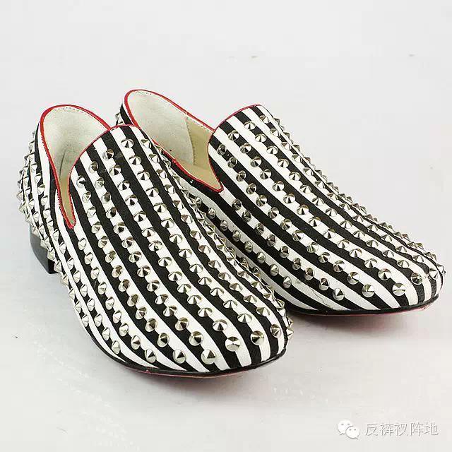 挖槽|作秀办趴更伤神不如卖给眼前人