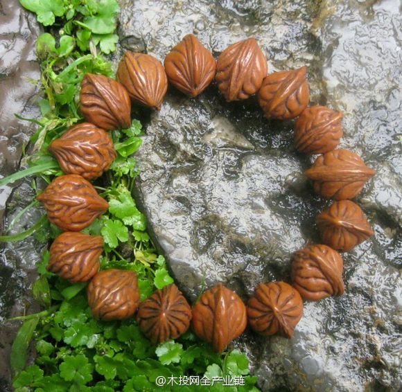 檀香木手串的功效与作用,牦牛骨手串的功效与作用