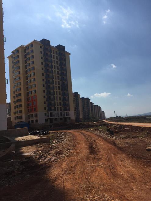 子元集团用劣质小区敷衍业主 ——入住长水航城遥遥无期