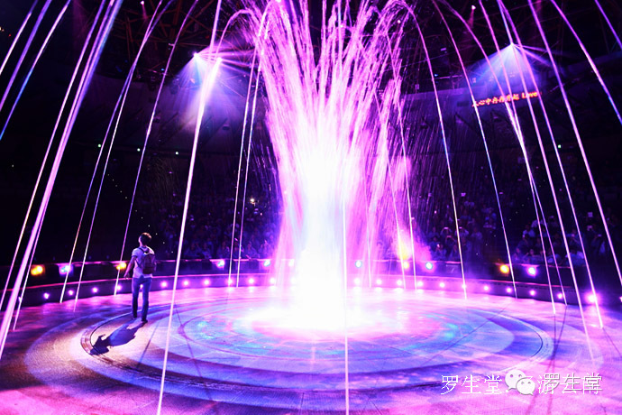 云南旅游攻略必去吃的美食有哪些,云南吃些什么特色美食