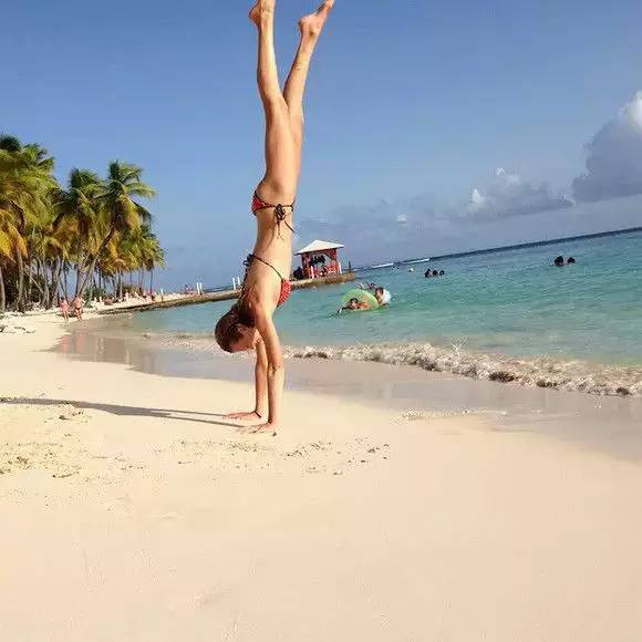 明星为了躲避狗仔都用了哪些绝招,为了躲狗仔的明星有哪些