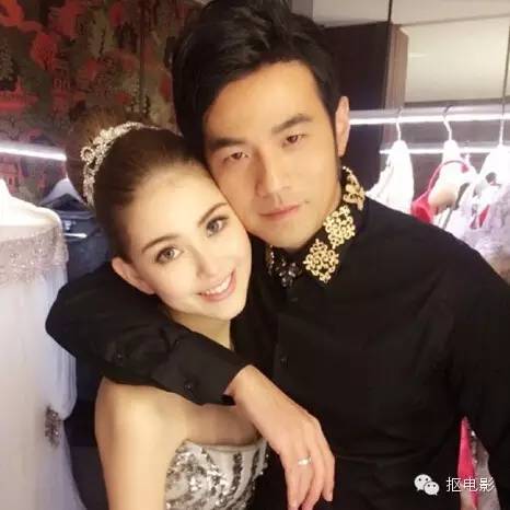 一向低调的隆诗,高调起来10个亿都打不住!