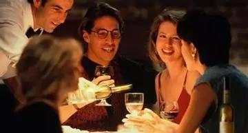 真会喝酒，还愁撩不到妹？注意，最后一点最男人！