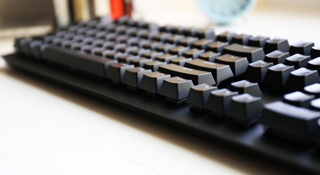 异极战魔者可换轴机械键盘,战魔者机械键盘推荐