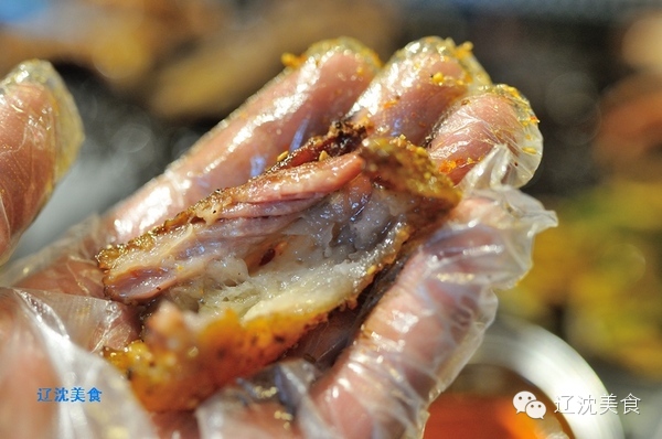 山东小伙创建了”烧+烤“新模式,玩活沈阳长白社区小餐饮