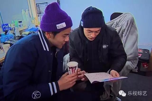 *妞小**恋大叔！污中太糖~前方高能，请抱紧手中的狗粮！