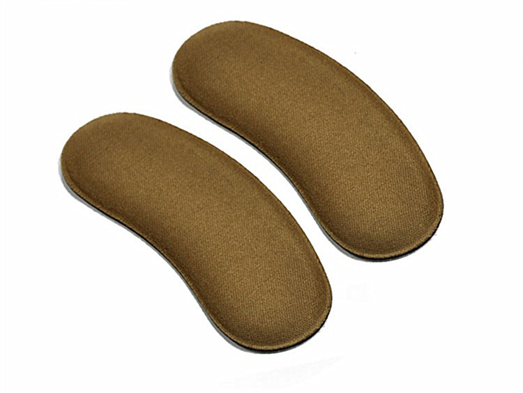 踢球人需看五大经典足球鞋款推荐,足球鞋知识科普之如何挑选足球鞋