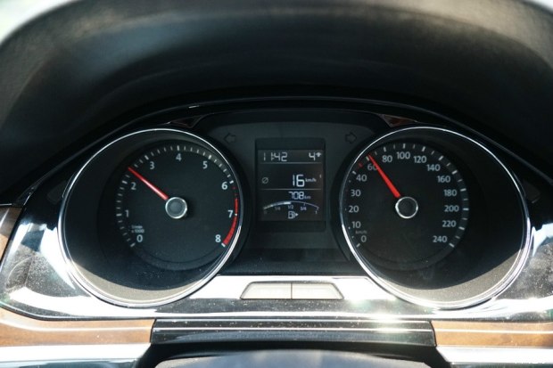 宝来电动汽车评测,电动汽车评测标准