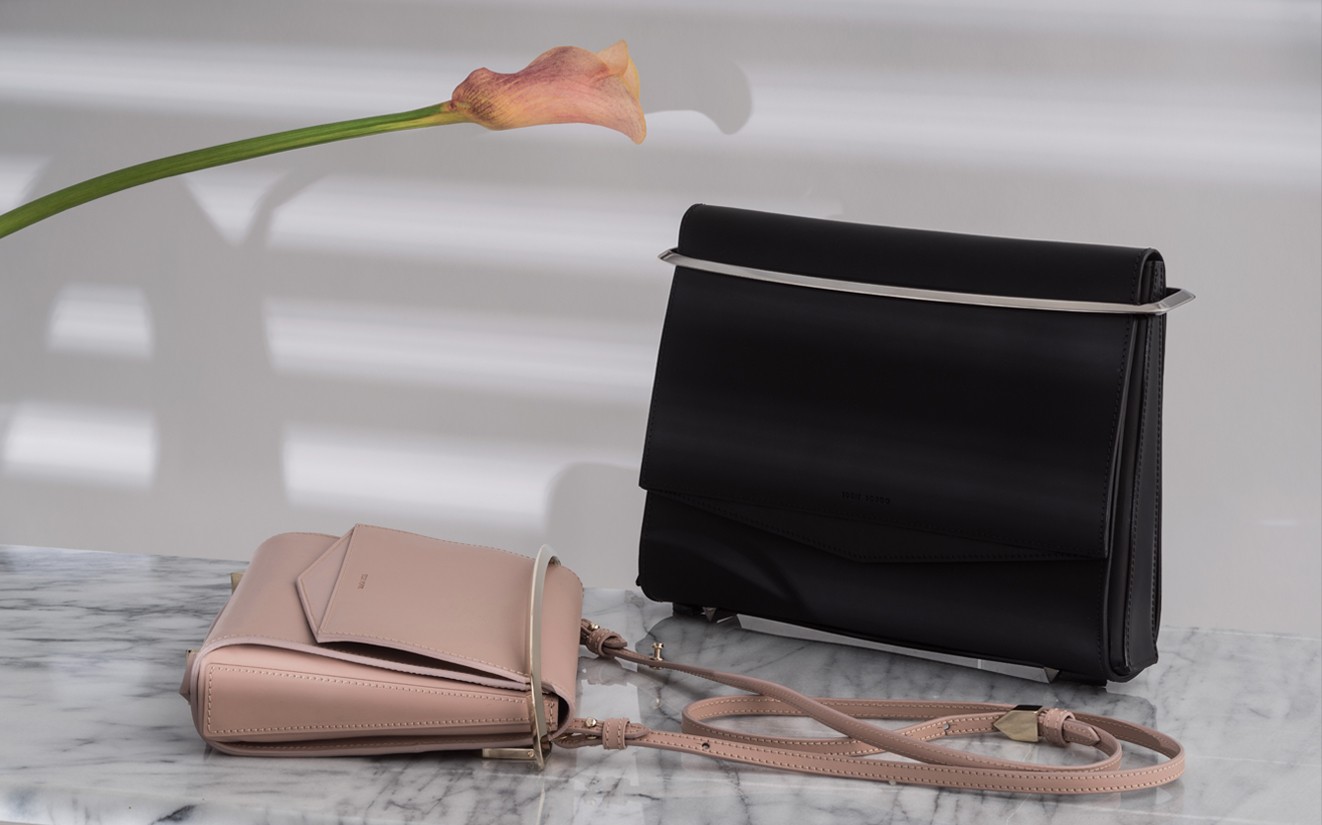 不想撞包这款轻奢包包你值得拥有,不撞包的小众包包