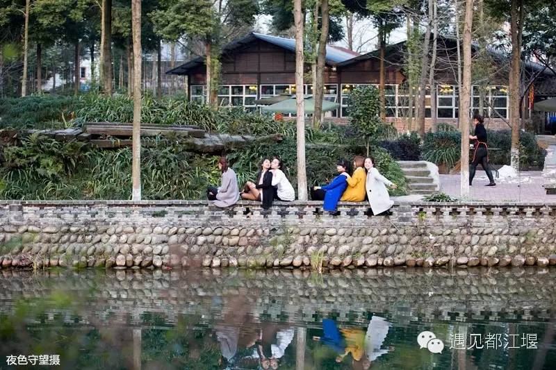 走去新丰骑车赏红枫泡温泉品美食,走温江田园去观赏美好生活