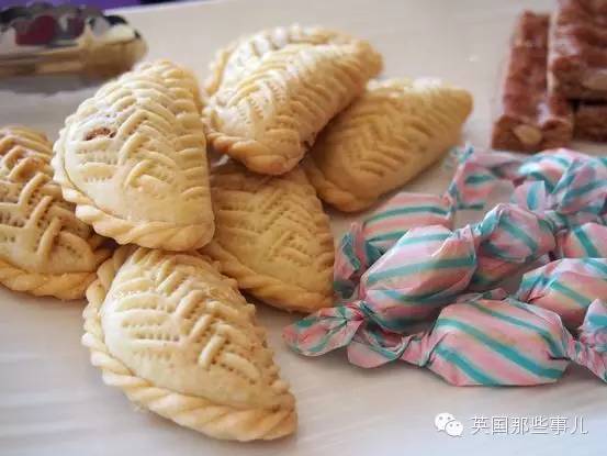 他骑自行车打造出这部横跨亚欧大陆的甜品集... 睡前千万不要点