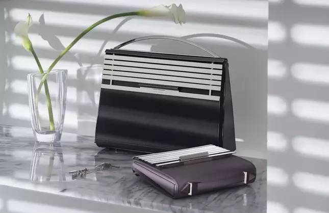 不想撞包这款轻奢包包你值得拥有,不撞包的小众包包