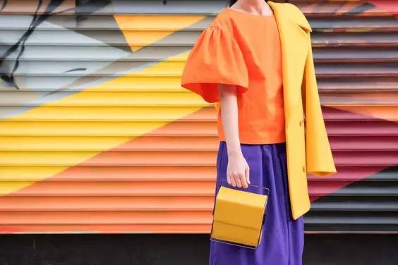 不想撞包这款轻奢包包你值得拥有,不撞包的小众包包