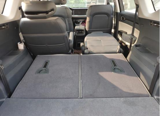 新宝骏rm5空间多少升,宝骏rm5和比亚迪宋max哪个好