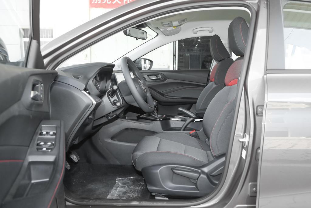 名爵52021改款测试,名爵5新款轿跑2022款