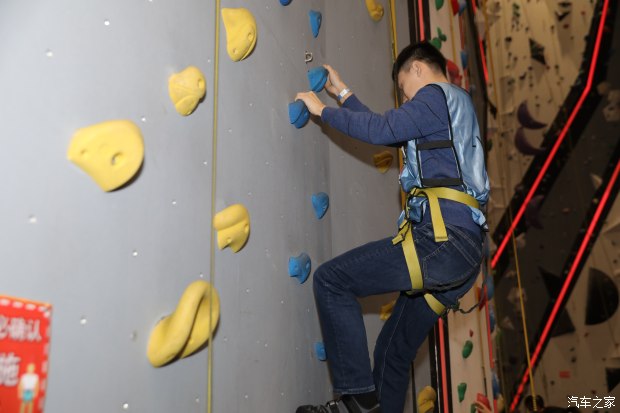 天津Co客领地轩领会奇趣潮玩勇攀高峰