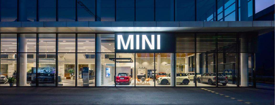 全新BMWCE04摩托车全球首发开启都市两轮出行新篇章