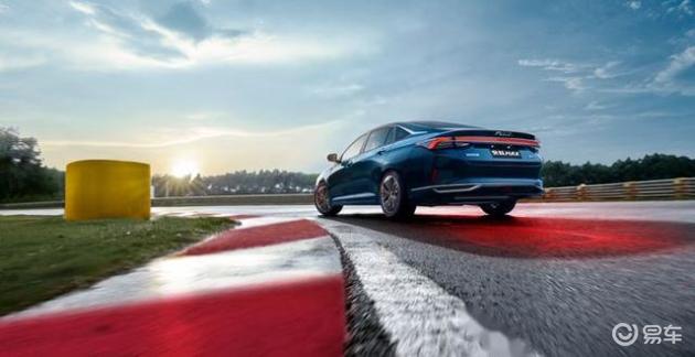 奕炫max赛道级宽体,奕炫max2024款赛道版改装