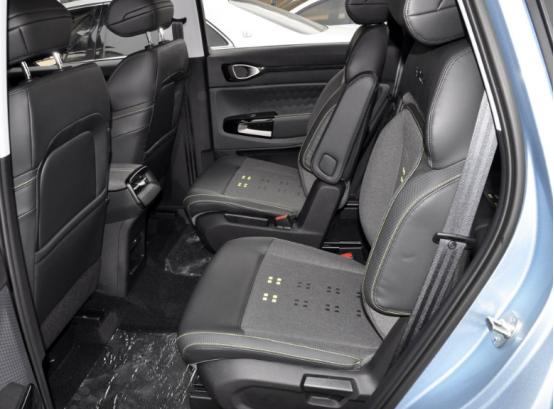 新宝骏6座rm5手动挡的多少钱,新宝骏RM-5测评