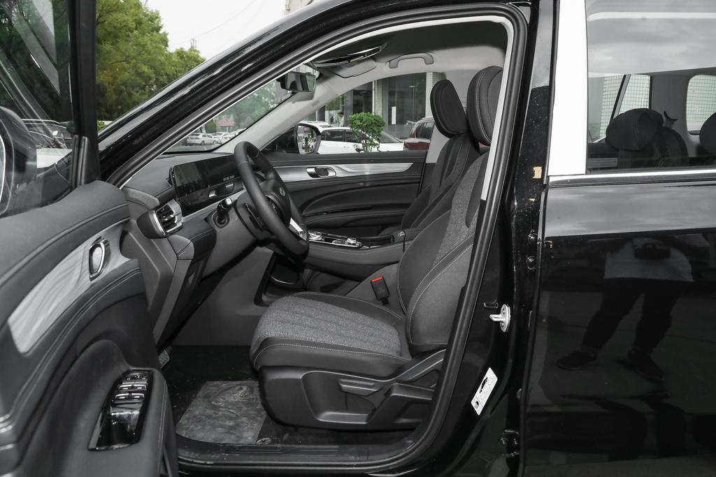 福特领裕六座首付及月供多少钱,福特领裕0首付